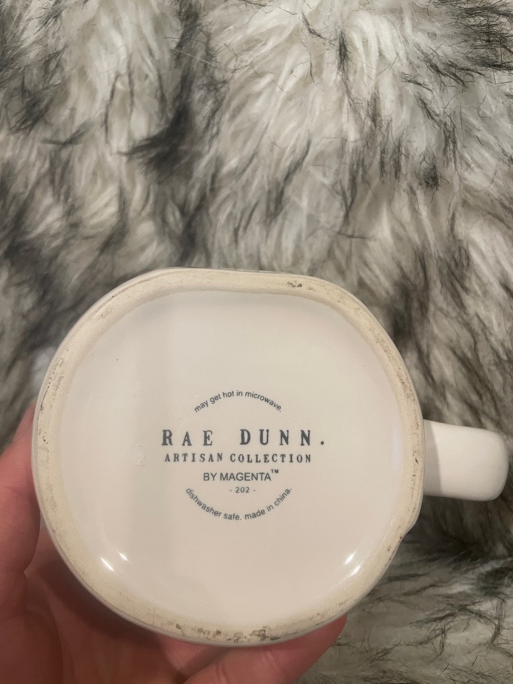 Rae Dunn White Ceramic "Hockey Mom" Mug - Picture 2 of 4